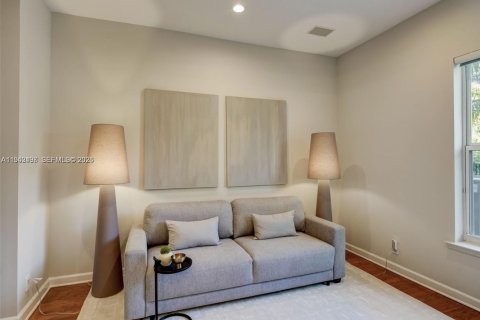 Touwnhouse à vendre à Hollywood, Floride: 3 chambres, 219.81 m2 № 1999834 - photo 19