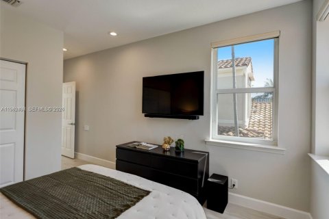 Touwnhouse à vendre à Hollywood, Floride: 3 chambres, 219.81 m2 № 1999834 - photo 29