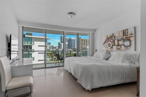 Copropriété à vendre à Miami Beach, Floride: 2 chambres, 104.79 m2 № 1946386 - photo 6