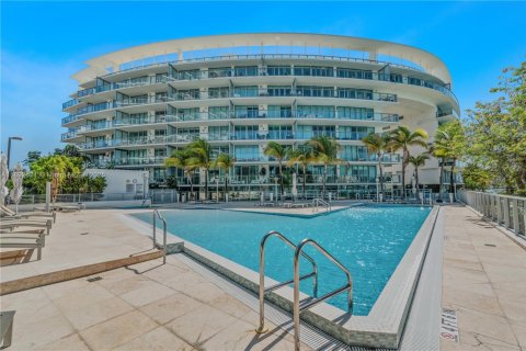 Copropriété à vendre à Miami Beach, Floride: 2 chambres, 104.79 m2 № 1946386 - photo 19