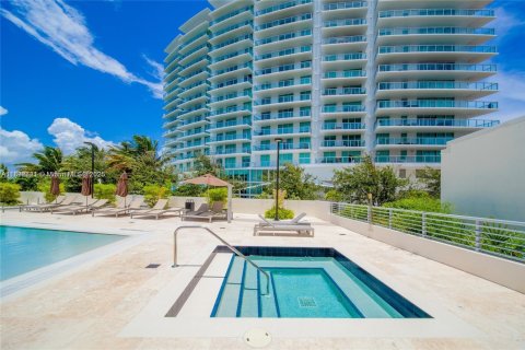 Copropriété à vendre à Miami Beach, Floride: 2 chambres, 104.79 m2 № 1946386 - photo 26