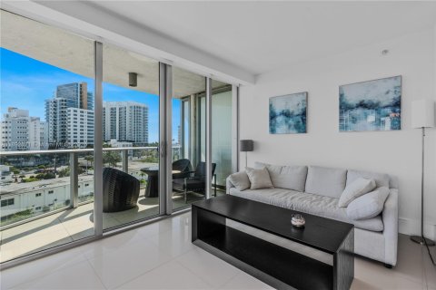 Copropriété à vendre à Miami Beach, Floride: 2 chambres, 104.79 m2 № 1946386 - photo 4