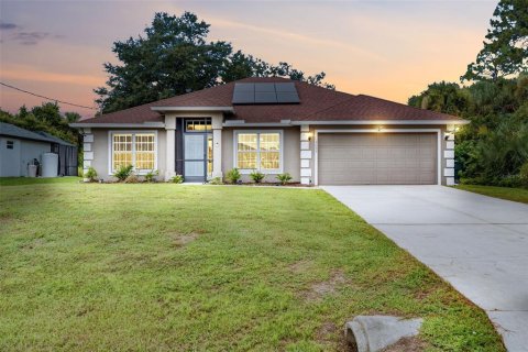 House in North Port, Florida 3 bedrooms, 167.69 sq.m. № 2288080