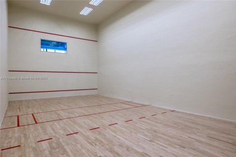 Condominio en venta en Miami Beach, Florida, 1 dormitorio, 91.04 m2 № 1861432 - foto 17