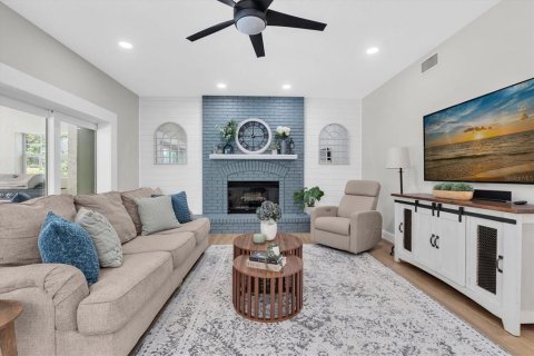 House in Trinity, Florida 4 bedrooms, 280.1 sq.m. № 2267412 - photo 7