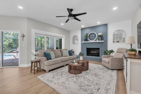House in Trinity, Florida 4 bedrooms, 280.1 sq.m. № 2267412 - photo 4