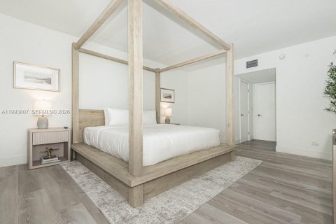 Condominio en alquiler en Miami Beach, Florida, 1 dormitorio, 83.61 m2 № 2055497 - foto 20