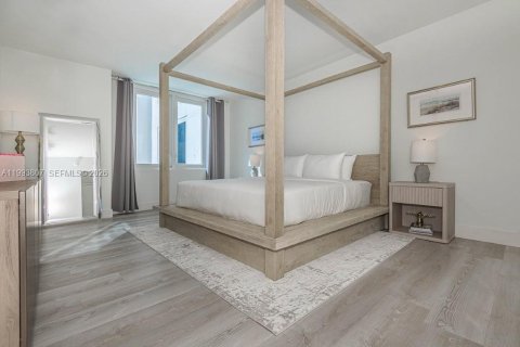 Condominio en alquiler en Miami Beach, Florida, 1 dormitorio, 83.61 m2 № 2055497 - foto 19