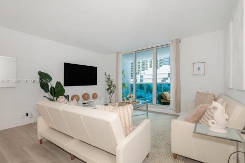 Condominio en alquiler en Miami Beach, Florida, 1 dormitorio, 83.61 m2 № 2055497 - foto 6