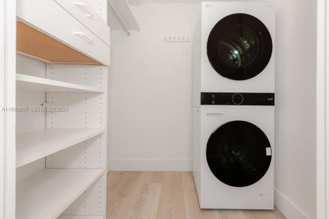 Condominio en alquiler en Miami Beach, Florida, 1 dormitorio, 83.61 m2 № 2055497 - foto 22