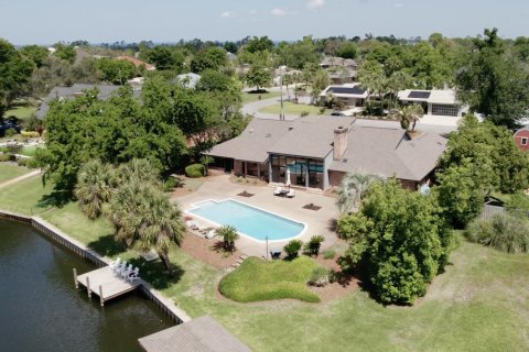 Casa en venta en Panama City, Florida, 4 dormitorios, 438.87 m2 № 560333 - foto 1