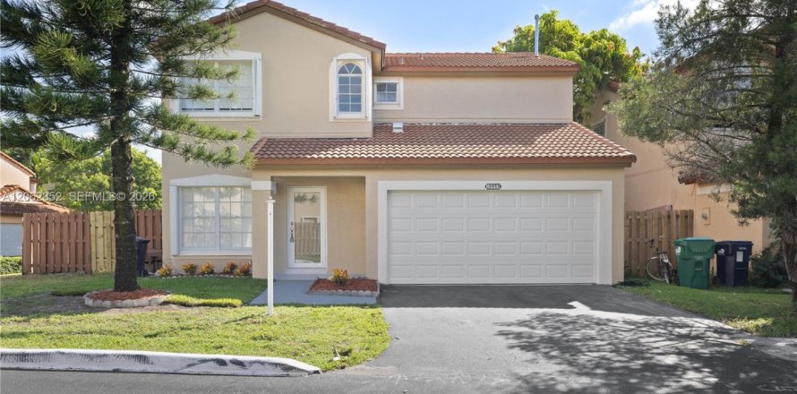 Casa en Miami, Florida 4 dormitorios, 171.59 m2 № 2254087