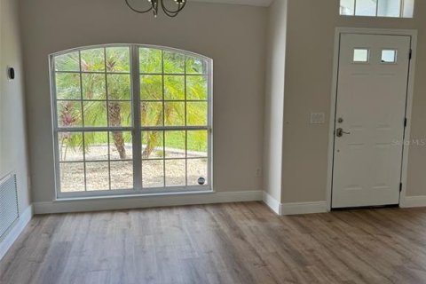 House in Clermont, Florida 4 bedrooms, 196.4 sq.m. № 1855523 - photo 9