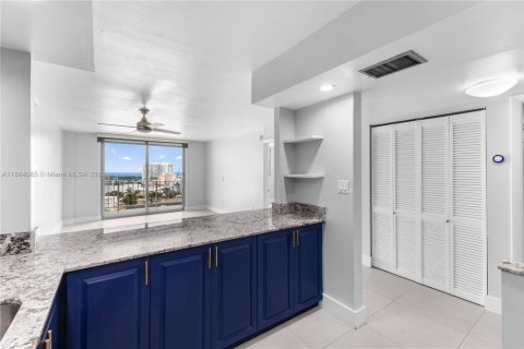 Copropriété à vendre à Miami Beach, Floride: 1 chambre, 72.46 m2 № 1891614 - photo 17