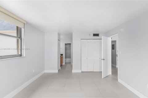 Copropriété à vendre à Miami Beach, Floride: 1 chambre, 72.46 m2 № 1891614 - photo 19