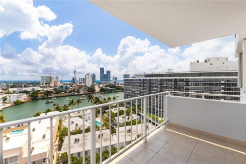 Copropriété à vendre à Miami Beach, Floride: 1 chambre, 72.46 m2 № 1891614 - photo 4