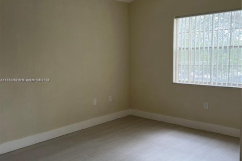Copropriété à vendre à Oakland Park, Floride: 1 chambre, 74.69 m2 № 1868070 - photo 18