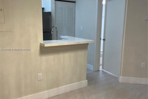 Copropriété à vendre à Oakland Park, Floride: 1 chambre, 74.69 m2 № 1868070 - photo 28