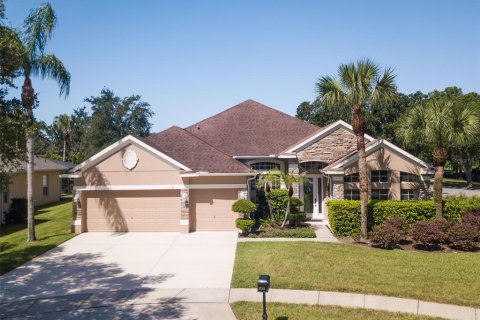 House in Kissimmee, Florida 4 bedrooms, 247.58 sq.m. № 2204219