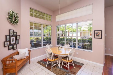 House in Kissimmee, Florida 4 bedrooms, 247.58 sq.m. № 2204219 - photo 14