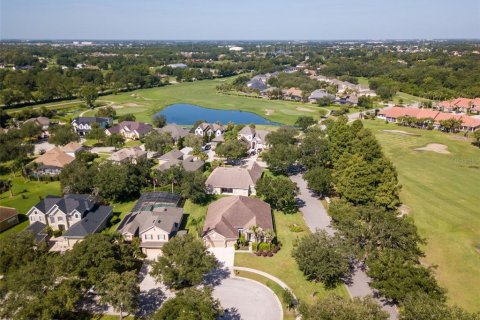 House in Kissimmee, Florida 4 bedrooms, 247.58 sq.m. № 2204219 - photo 2