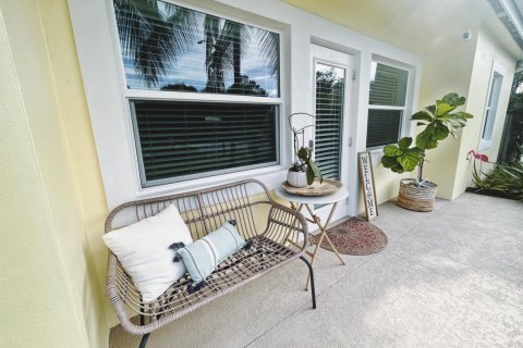 Casa en venta en Stuart, Florida, 3 dormitorios, 110.74 m2 № 2383021 - foto 3