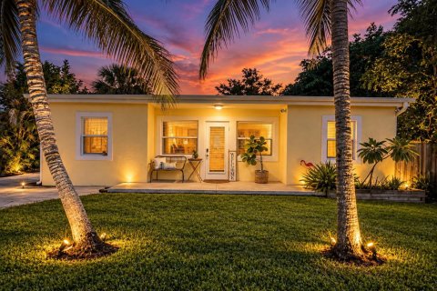 Casa en Stuart, Florida 3 dormitorios, 110.74 m2 № 2383021