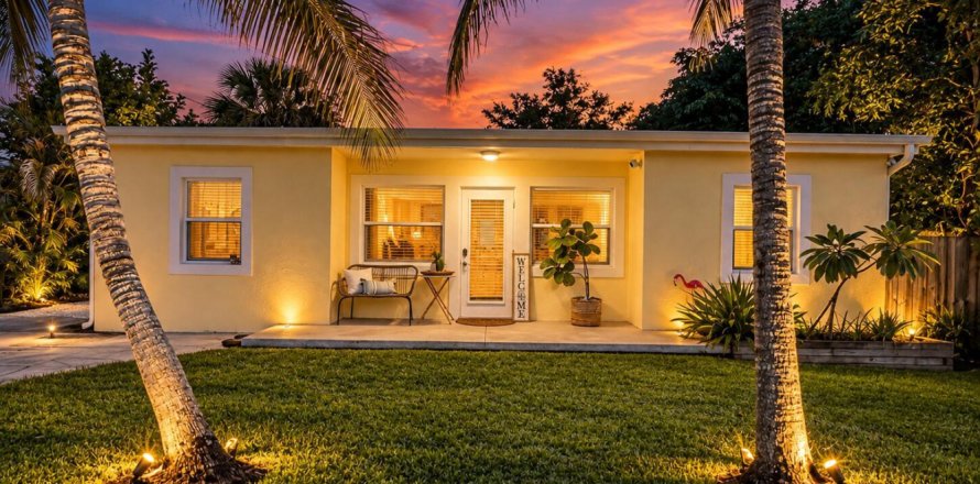 Casa en Stuart, Florida 3 dormitorios, 110.74 m2 № 2383021