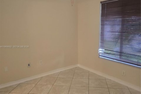 Condominio en alquiler en Hialeah, Florida, 1 dormitorio, 58.71 m2 № 2030628 - foto 14