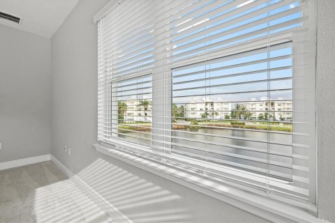 Condominio en alquiler en Bradenton, Florida, 2 dormitorios, 153.94 m2 № 1901701 - foto 27