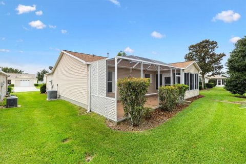 Villa ou maison à vendre à The Villages, Floride: 3 chambres, 129.32 m2 № 2401037 - photo 28