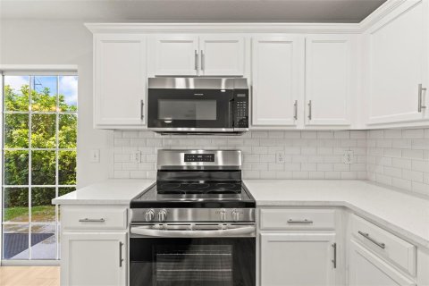 Touwnhouse à vendre à Clearwater, Floride: 4 chambres, 149.2 m2 № 1747010 - photo 9