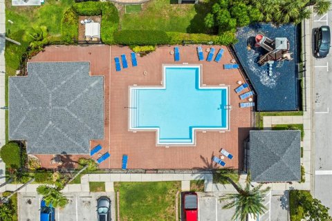 Touwnhouse à vendre à Clearwater, Floride: 4 chambres, 149.2 m2 № 1747010 - photo 3
