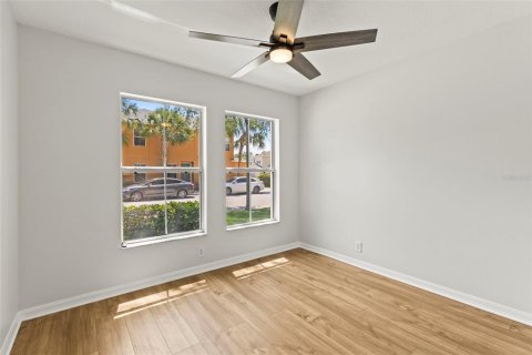 Touwnhouse à vendre à Clearwater, Floride: 4 chambres, 149.2 m2 № 1747010 - photo 18