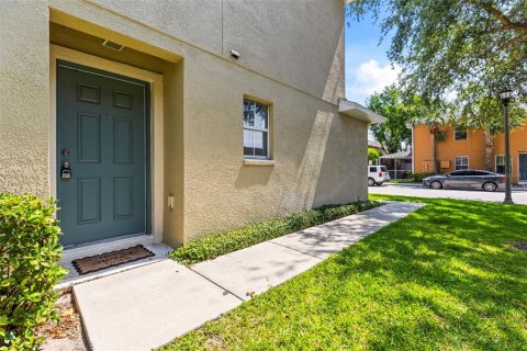 Touwnhouse à vendre à Clearwater, Floride: 4 chambres, 149.2 m2 № 1747010 - photo 2
