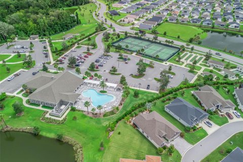 House in The Villages, Florida 2 bedrooms, 117.61 sq.m. № 1919147 - photo 22
