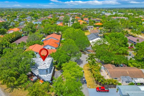 Купить виллу или дом в Майами, Флорида 3 спальни, 178м2, № 1937635 - фото 27