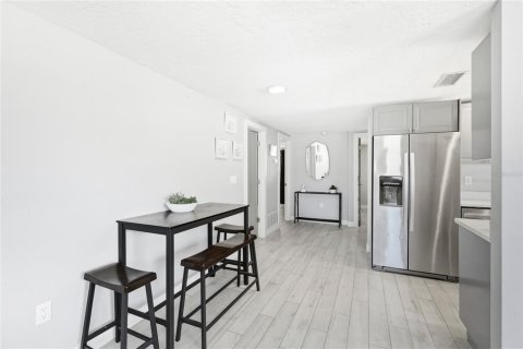 Villa ou maison à louer à Sarasota, Floride: 3 chambres, 96.25 m2 № 2114459 - photo 7