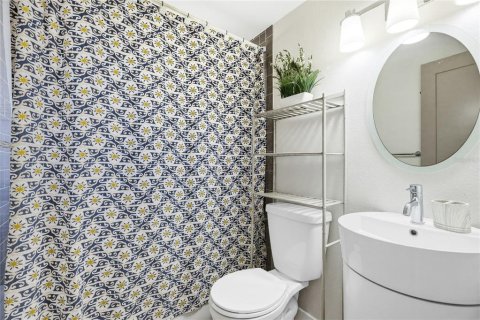 Villa ou maison à louer à Sarasota, Floride: 3 chambres, 96.25 m2 № 2114459 - photo 11
