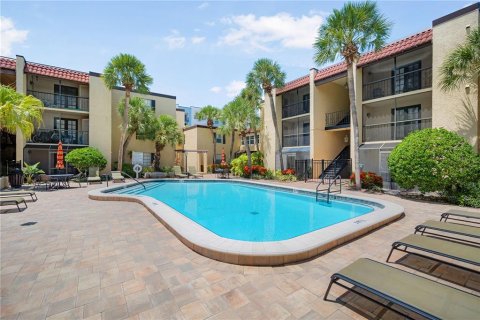 Condominio en alquiler en Tampa, Florida, 1 dormitorio, 72.09 m2 № 1893859 - foto 19