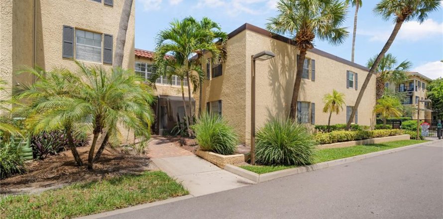 Condo à Tampa, Floride, 1 chambre № 1893859