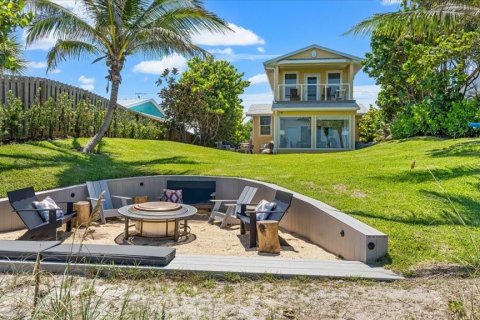 Casa en venta en Cocoa Beach, Florida, 5 dormitorios, 222.97 m2 № 1814963 - foto 3