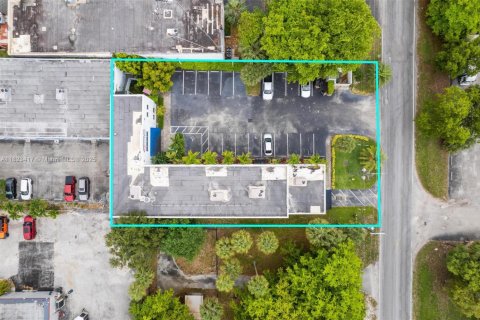 Commercial property in Fort Lauderdale, Florida № 1937832 - photo 5
