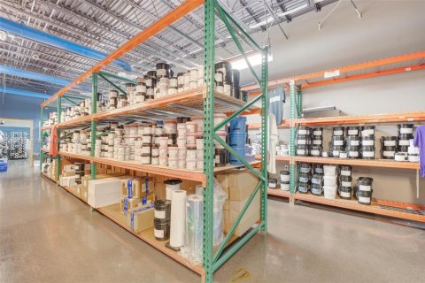 Commercial property in Fort Lauderdale, Florida № 1937832 - photo 15