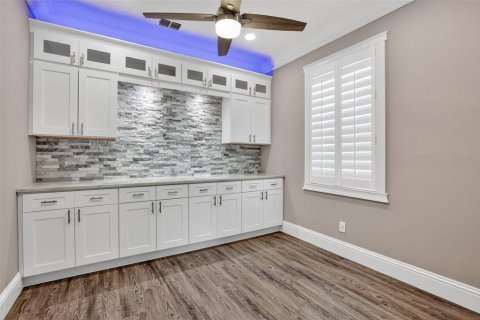 Casa en venta en Trinity, Florida, 4 dormitorios, 232.53 m2 № 1919818 - foto 9
