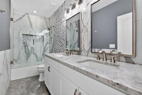 Casa en venta en Trinity, Florida, 4 dormitorios, 232.53 m2 № 1919818 - foto 15