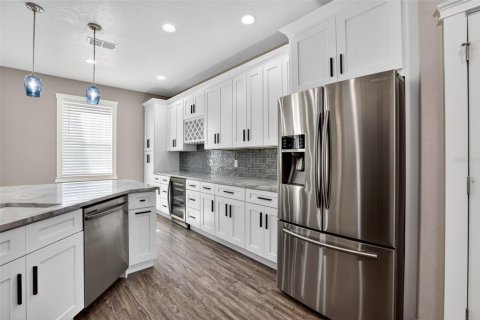 Casa en venta en Trinity, Florida, 4 dormitorios, 232.53 m2 № 1919818 - foto 3
