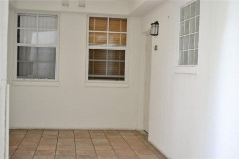 Copropriété à vendre à Aventura, Floride: 2 chambres, 100.06 m2 № 1961053 - photo 2
