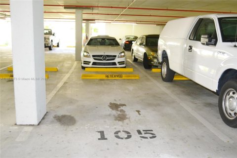 Copropriété à vendre à Aventura, Floride: 2 chambres, 100.06 m2 № 1961053 - photo 20