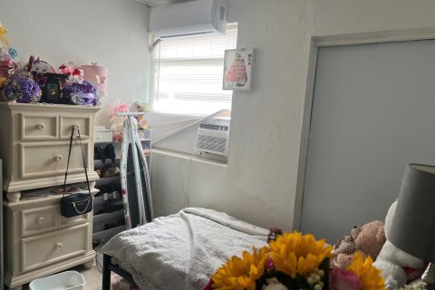 Immobilier commercial à vendre à West Palm Beach, Floride: 143.81 m2 № 2250345 - photo 12